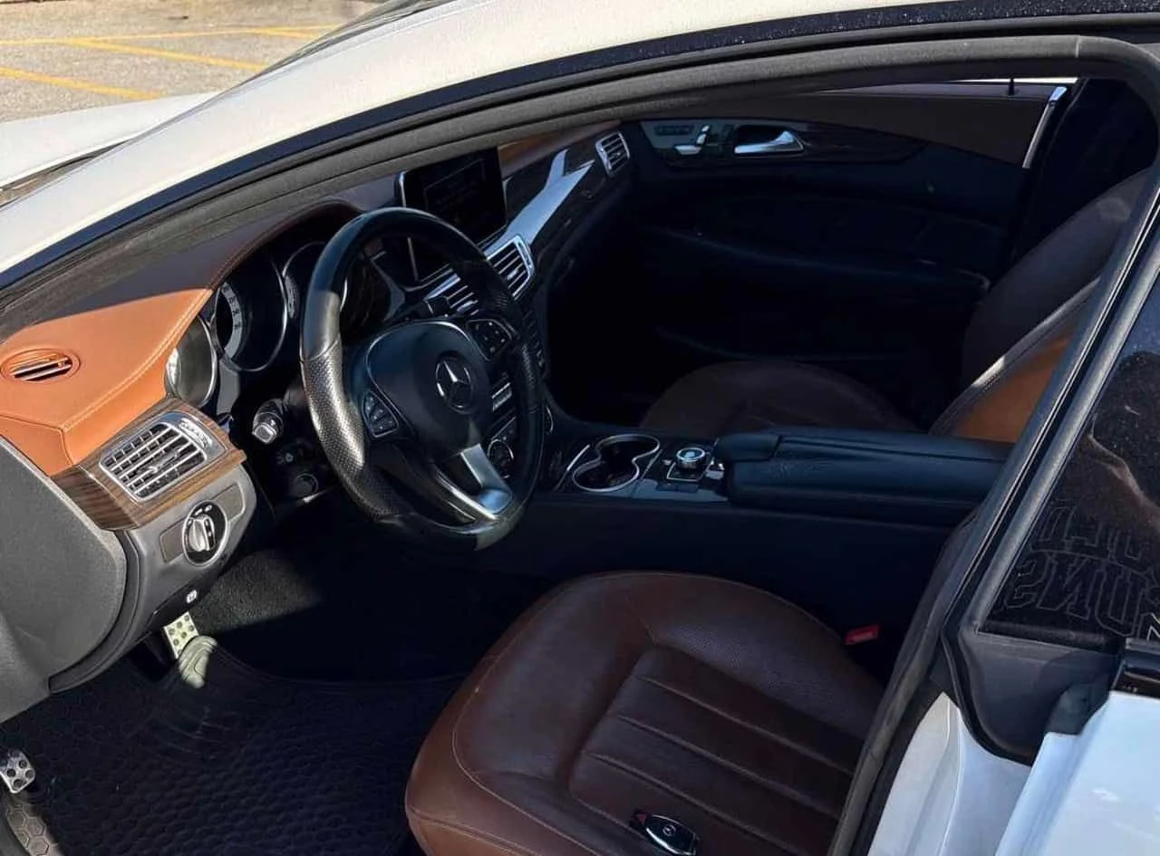 Mercedes-Benz CLS 550 4MATIC * ДИСТРОНИК* 360 КАМЕРА* ОБДУХВАНЕ* ВЪЗДУХ*, снимка 7 - Автомобили и джипове - 54700617
