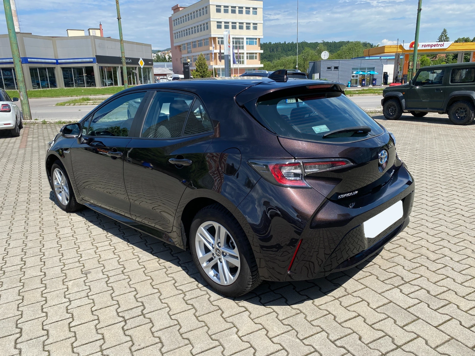 Toyota Corolla 1.8 Hybrid 122 к.с. EXECUTIVE, снимка 3 - Автомобили и джипове - 54760485