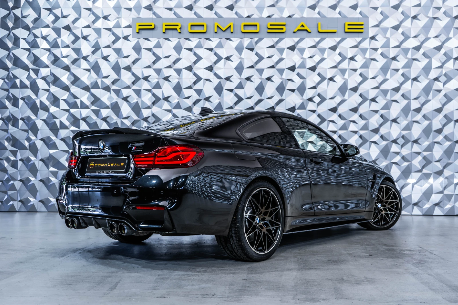 BMW M4 Competition* Carbon* H/K, снимка 4 - Автомобили и джипове - 54928375