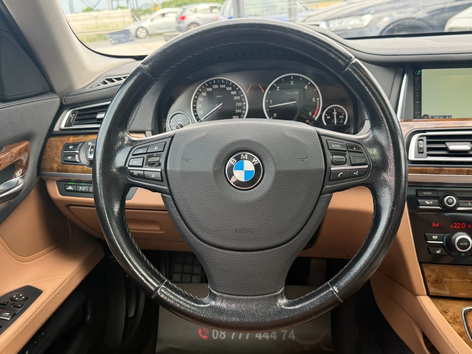 BMW 730 D* LONG* 2015г* FACE* 202.000KM* СЕРВИЗНА ИСТОРИЯ*, снимка 15 - Автомобили и джипове - 54948404