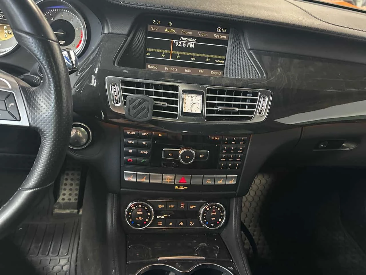 Mercedes-Benz CLS 550 | DISTRONIC | ������ | ����� ������� | HARMAN/K |  | Mobile.bg � ����������� 9