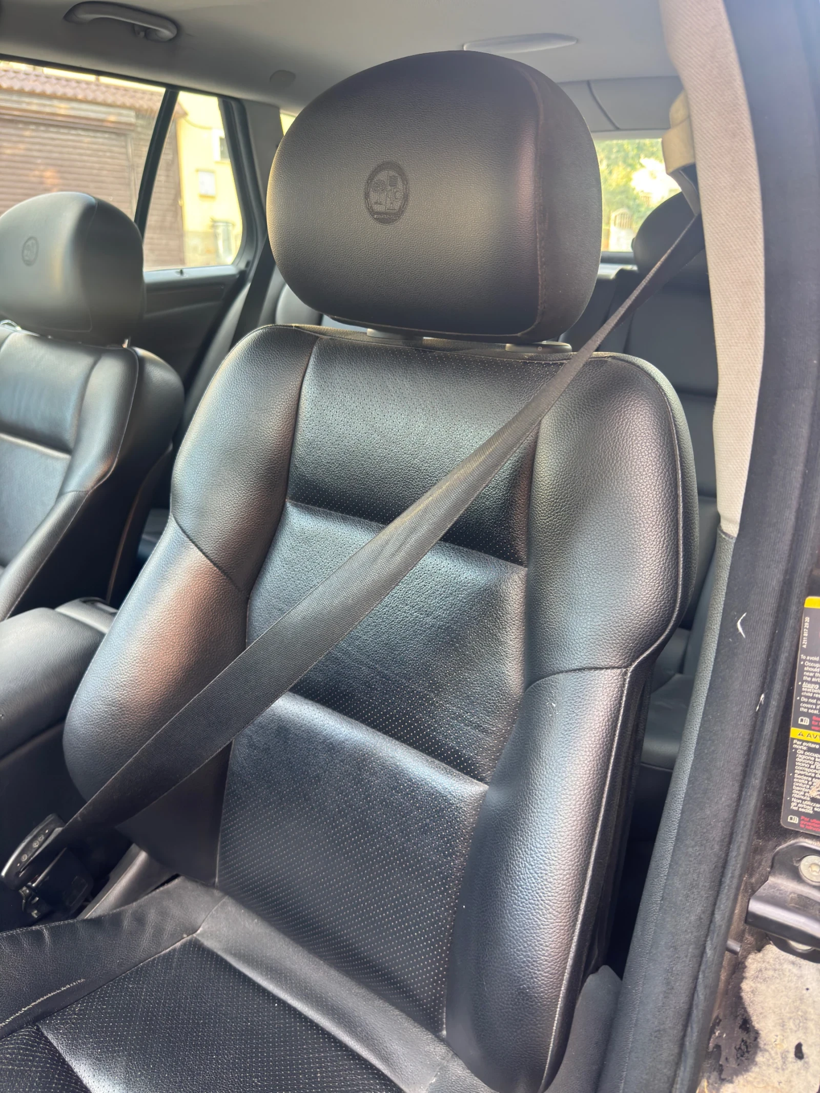 Mercedes-Benz C 220, снимка 3 - Автомобили и джипове - 55285177