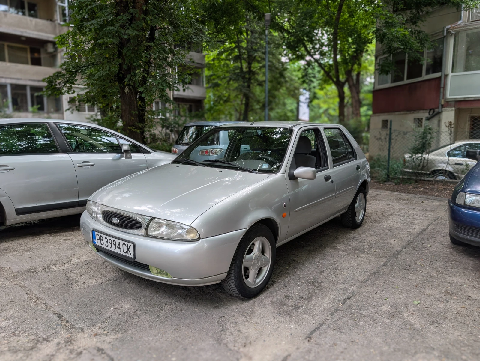 Ford Fiesta MK IV Ghia, снимка 2 - Автомобили и джипове - 55313187