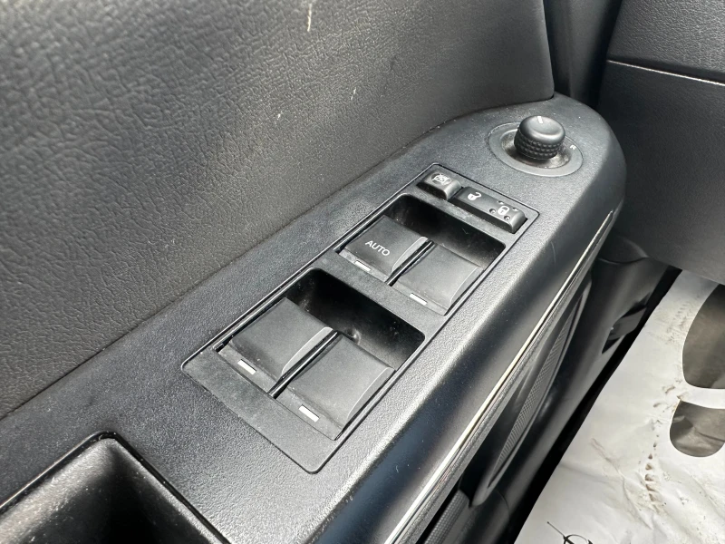 Jeep Compass 2.4i 170 к.с./ГАРАНЦИЯ ОТ КЕНТАВЪР , снимка 16 - Автомобили и джипове - 53086983