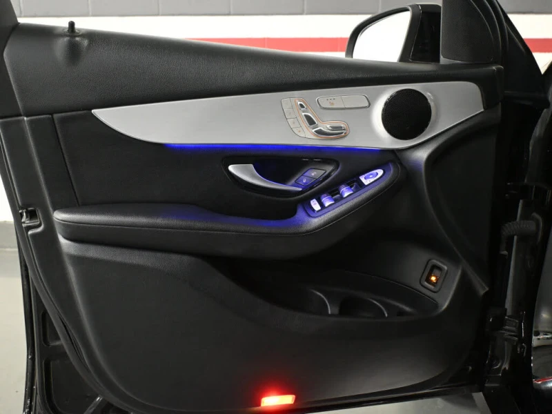 Mercedes-Benz GLC 300 4MATIC* АвтоКредит* (ЦЕНА ДО БГ), снимка 6 - Автомобили и джипове - 53102640