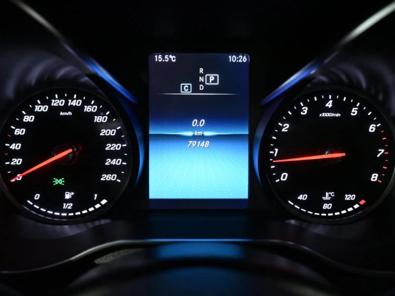 Mercedes-Benz GLC 300 4MATIC* АвтоКредит* (ЦЕНА ДО БГ), снимка 8 - Автомобили и джипове - 53102640