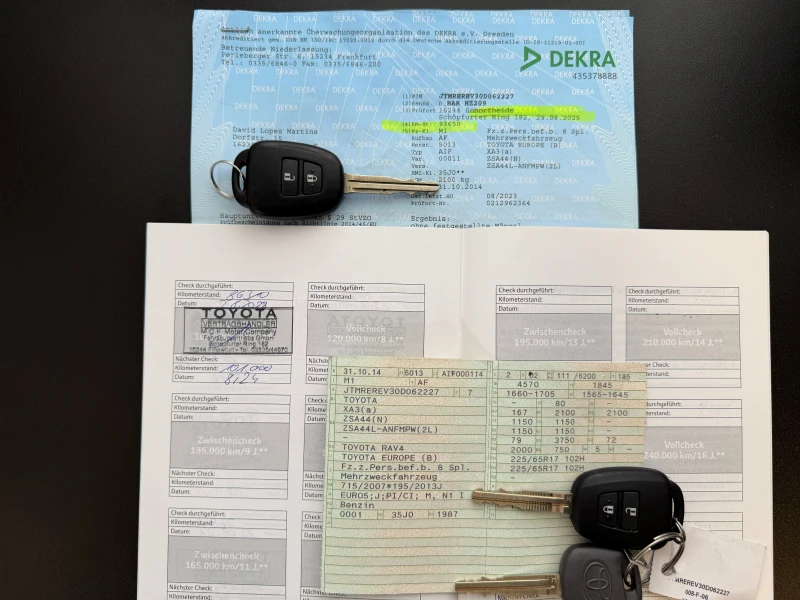 Toyota Rav4 2.0i* 4x4* СЕРВИЗНА КНИЖКА С ПЪЛНА ИСТОРИЯ В ТОЙОТ, снимка 16 - Автомобили и джипове - 53283485