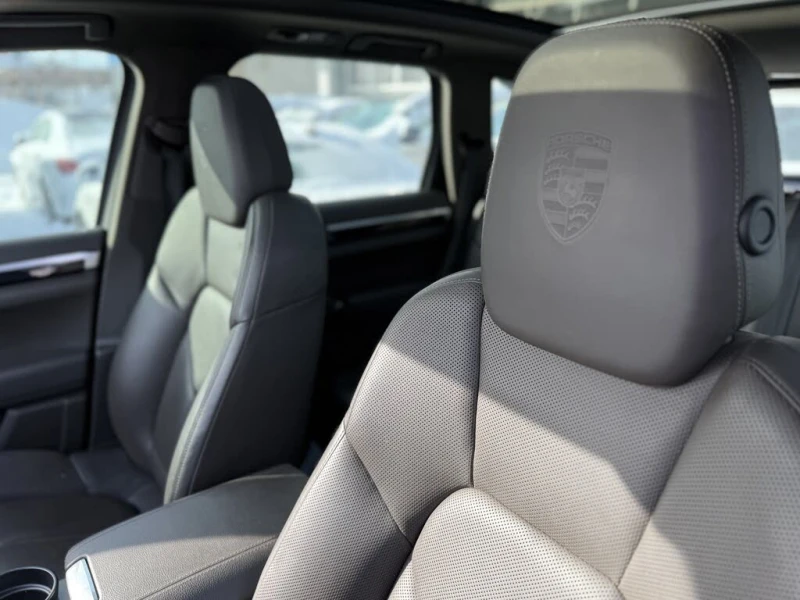 Porsche Cayenne PANO* BOSE* ОБДУХ* ВЪЗДУХ* , снимка 7 - Автомобили и джипове - 53416650