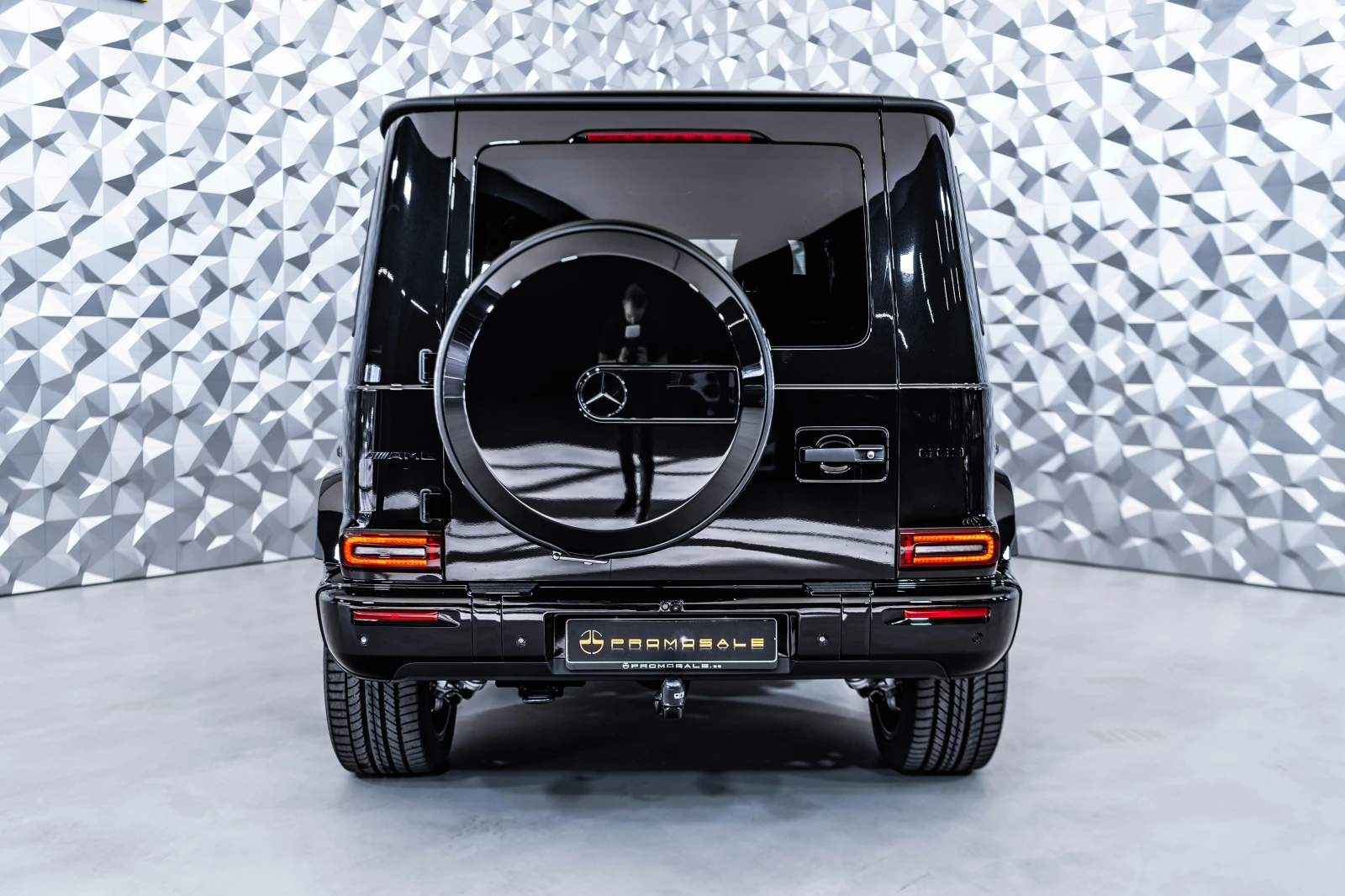 Mercedes-Benz G 63 AMG 4M+ Exclusive* Carbon* Burm* Pano - изображение 5