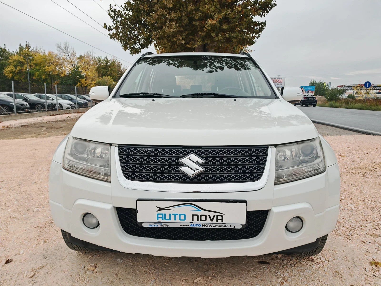 Suzuki Grand vitara 2.0 БЕНЗИН 140 К.С АВТОМАТ!4Х4! КАТО НОВА! - изображение 2