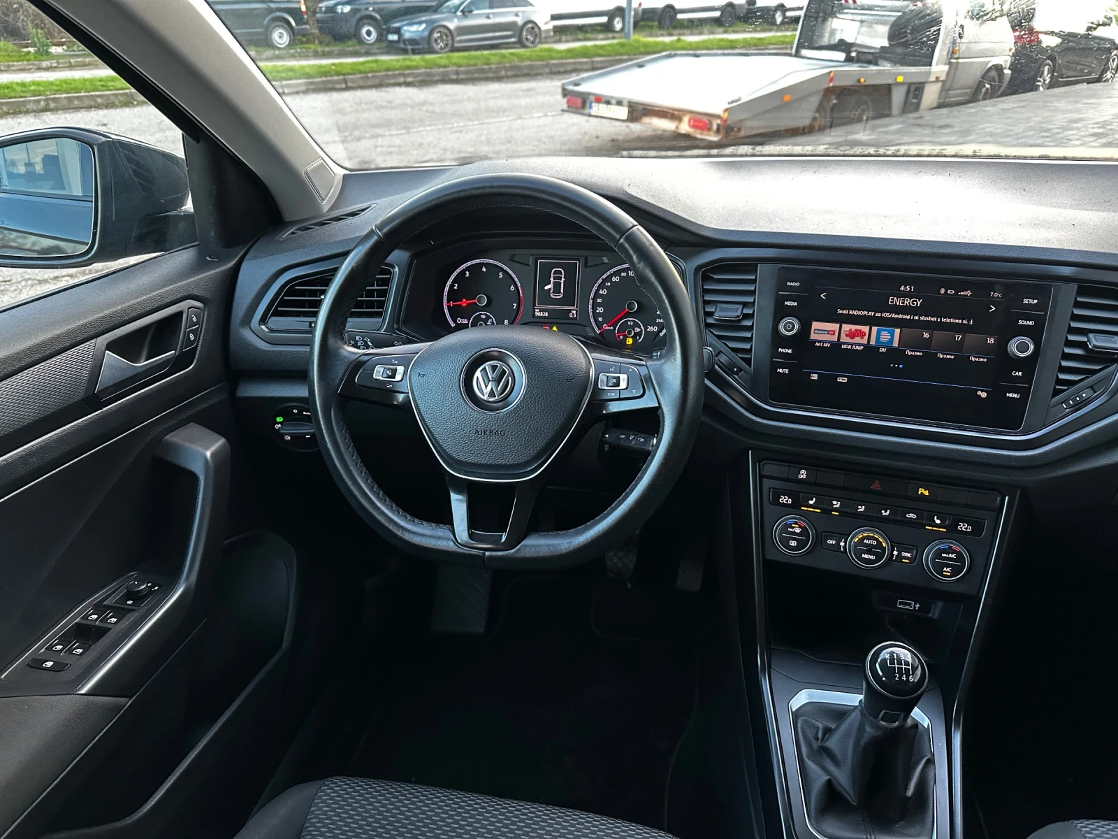 VW T-Roc 1.0TSI - изображение 7
