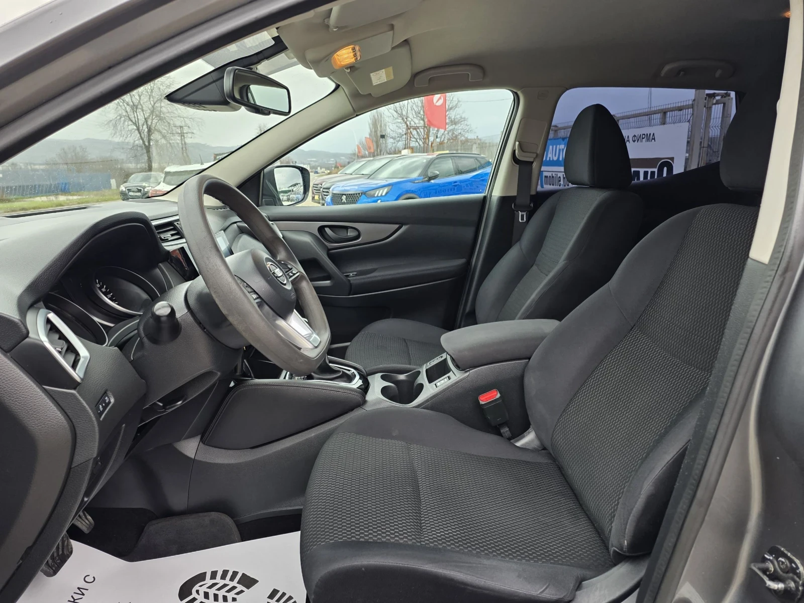 Nissan Qashqai 1.2 AUTOMATIC FACELIFT - изображение 7