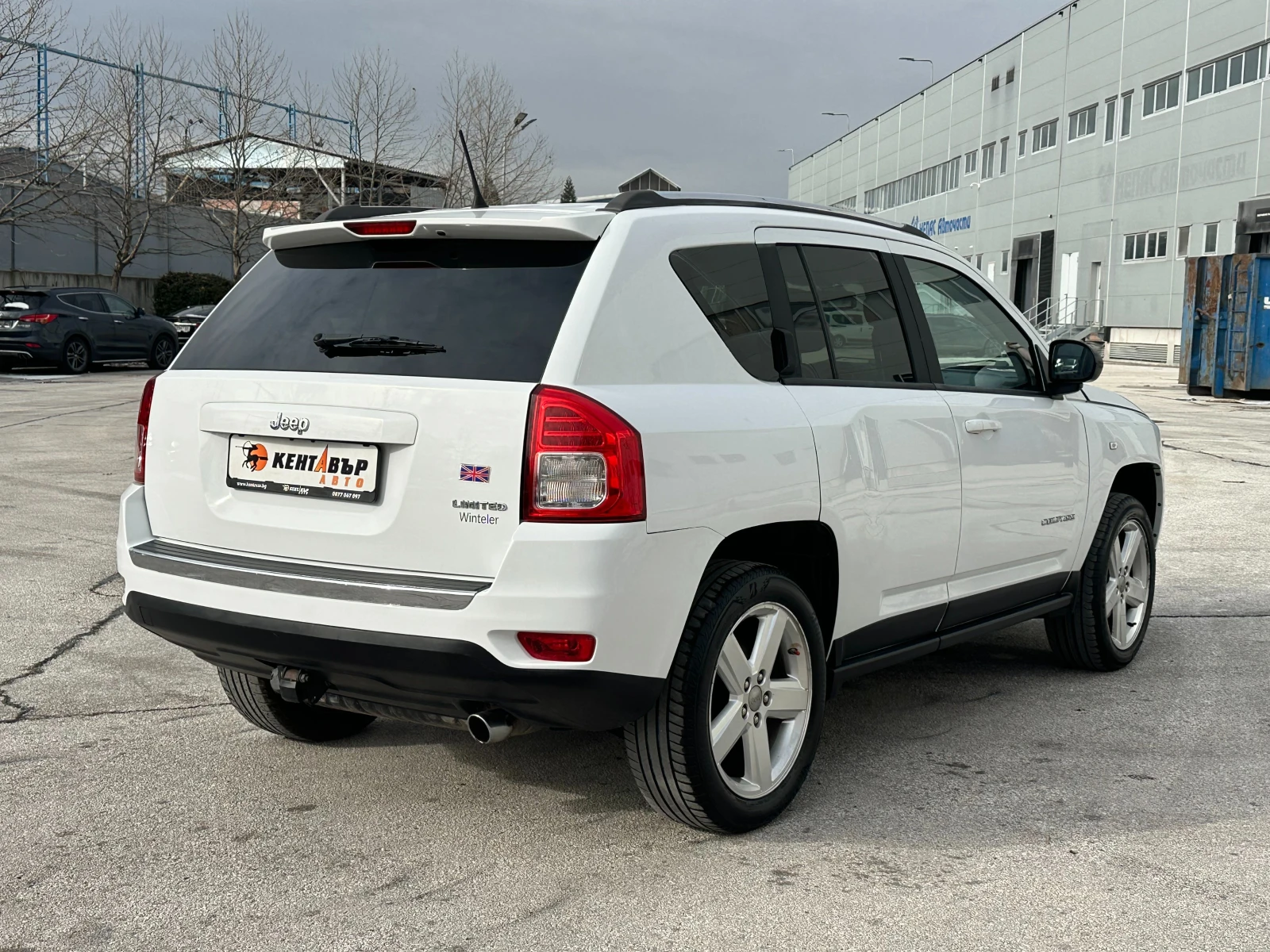 Jeep Compass 2.4i 170 к.с./ГАРАНЦИЯ ОТ КЕНТАВЪР  - изображение 4