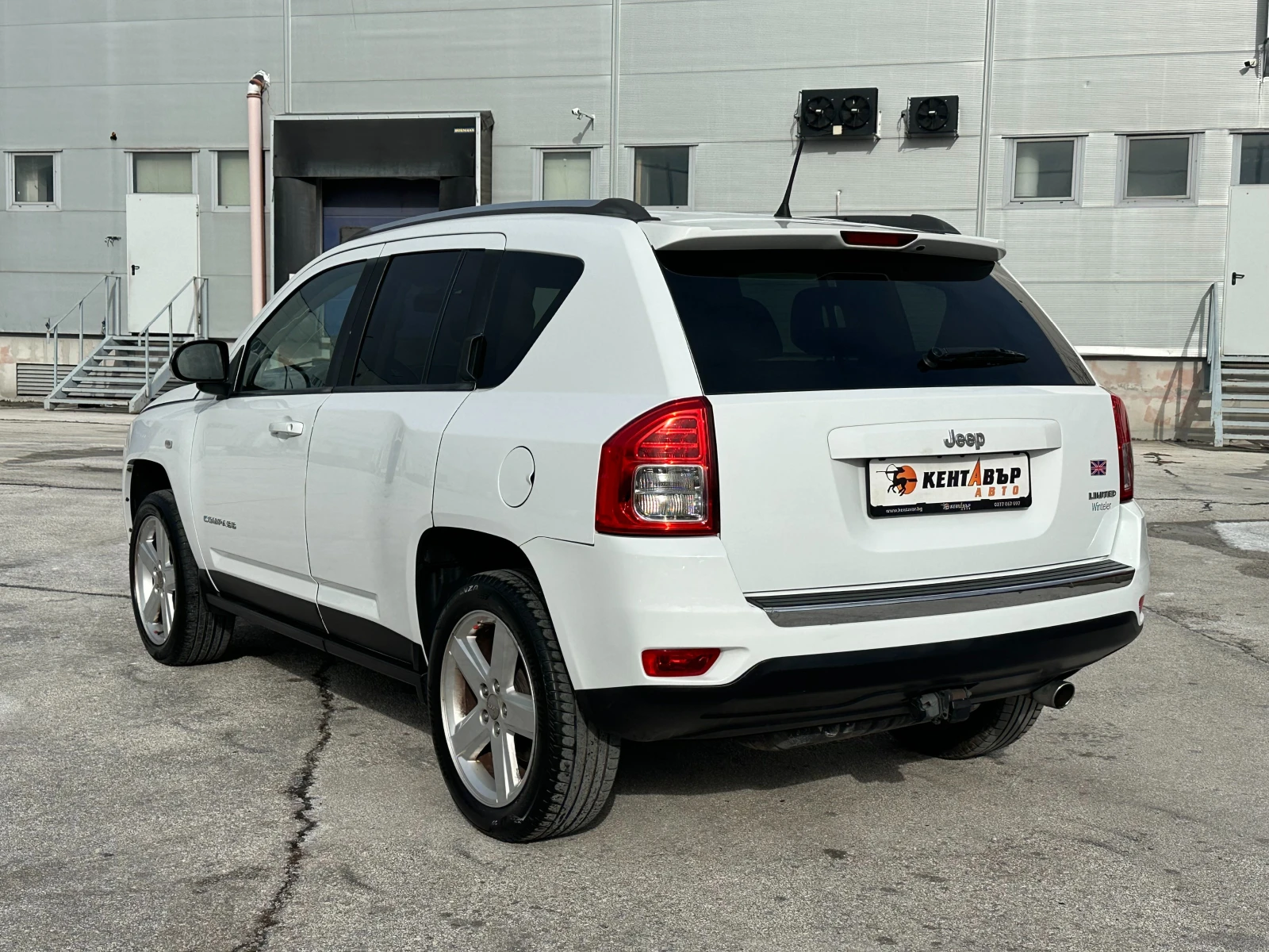 Jeep Compass 2.4i 170 к.с./ГАРАНЦИЯ ОТ КЕНТАВЪР  - изображение 3