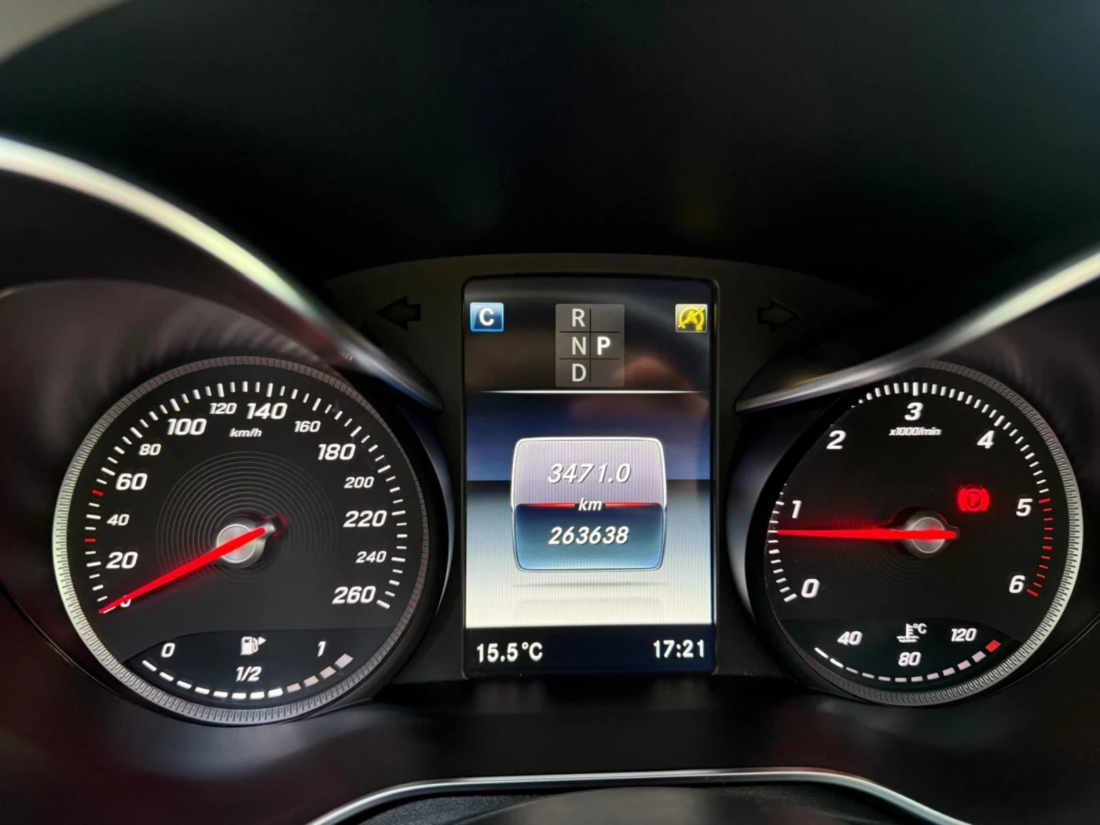 Mercedes-Benz GLC 250, снимка 10 - Автомобили и джипове - 54077717