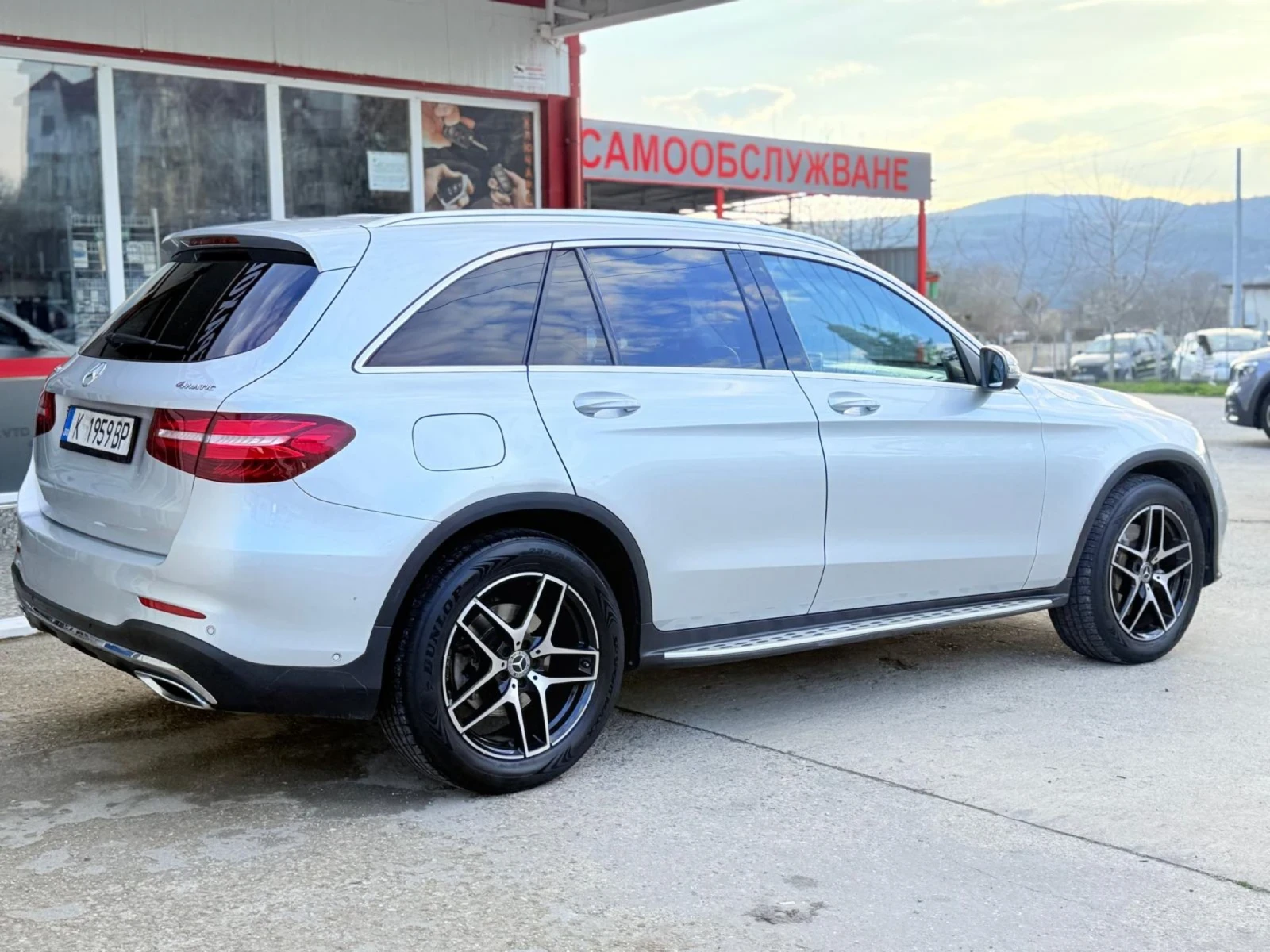 Mercedes-Benz GLC 250, снимка 6 - Автомобили и джипове - 54077717