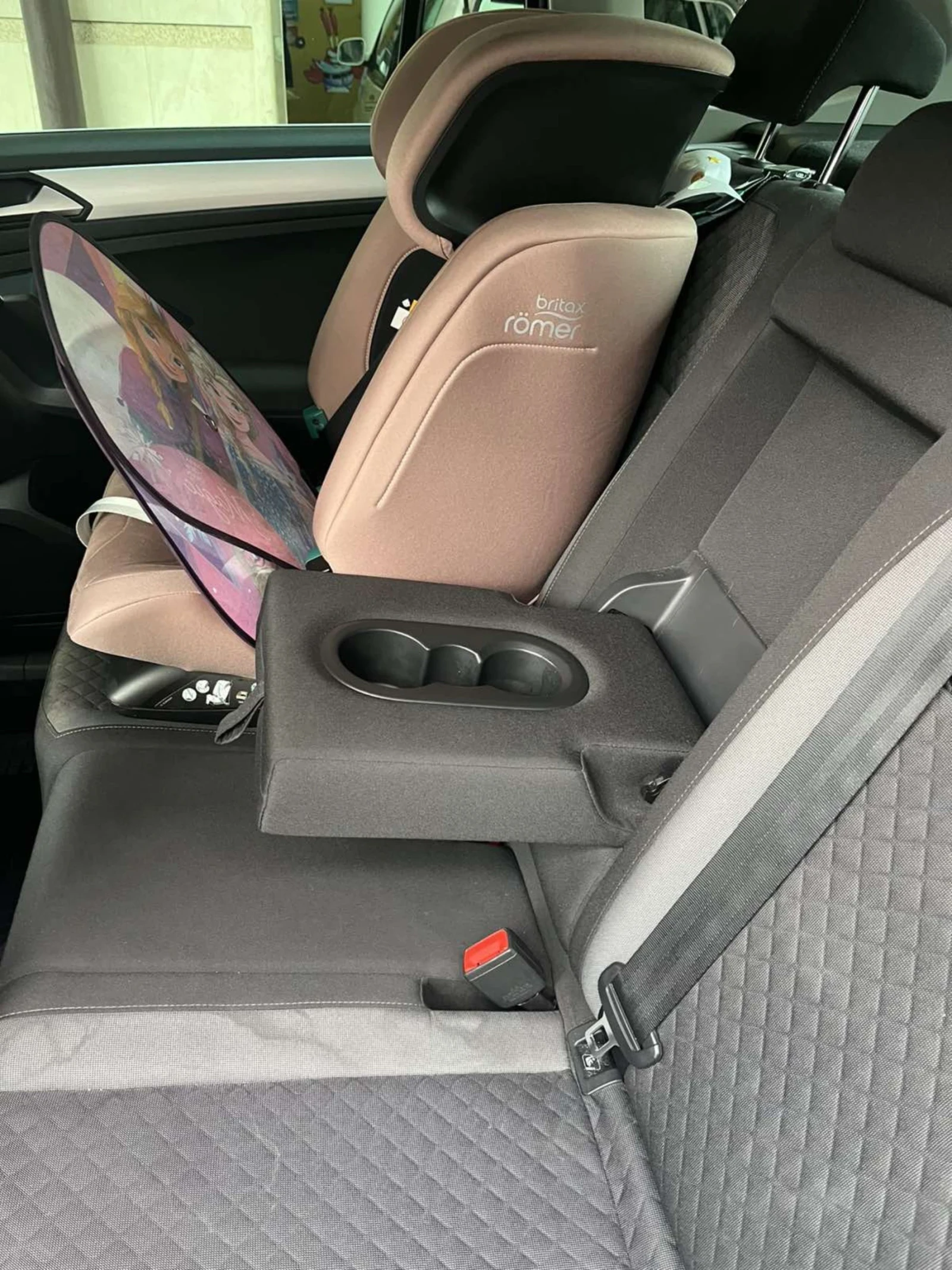 VW Tiguan TSI 2.0 190 к.с., снимка 8 - Автомобили и джипове - 54165967