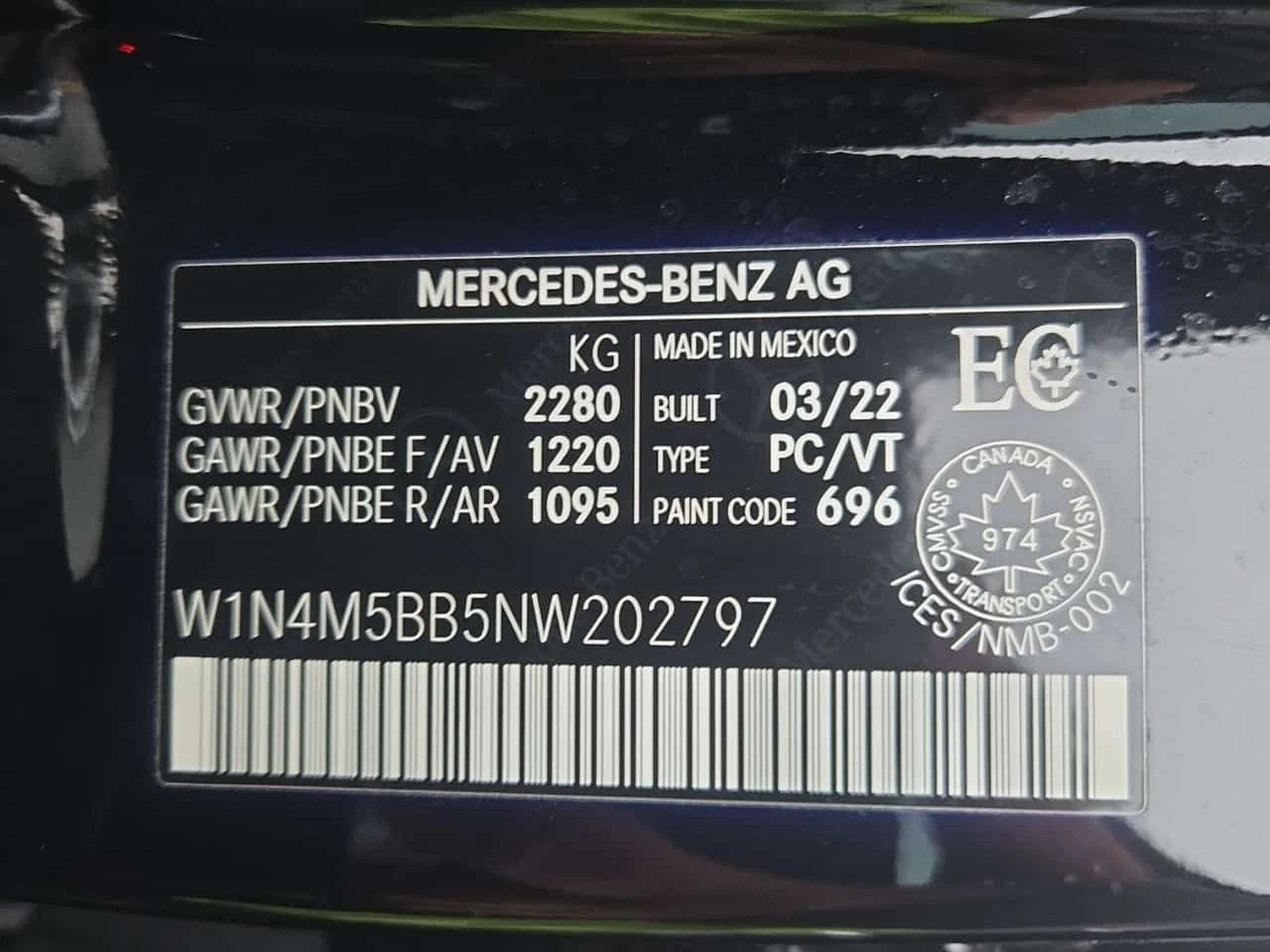 Mercedes-Benz GLB35AMG * Без инциденти * CARFAX * От Мercedes * , снимка 15 - Автомобили и джипове - 54532036