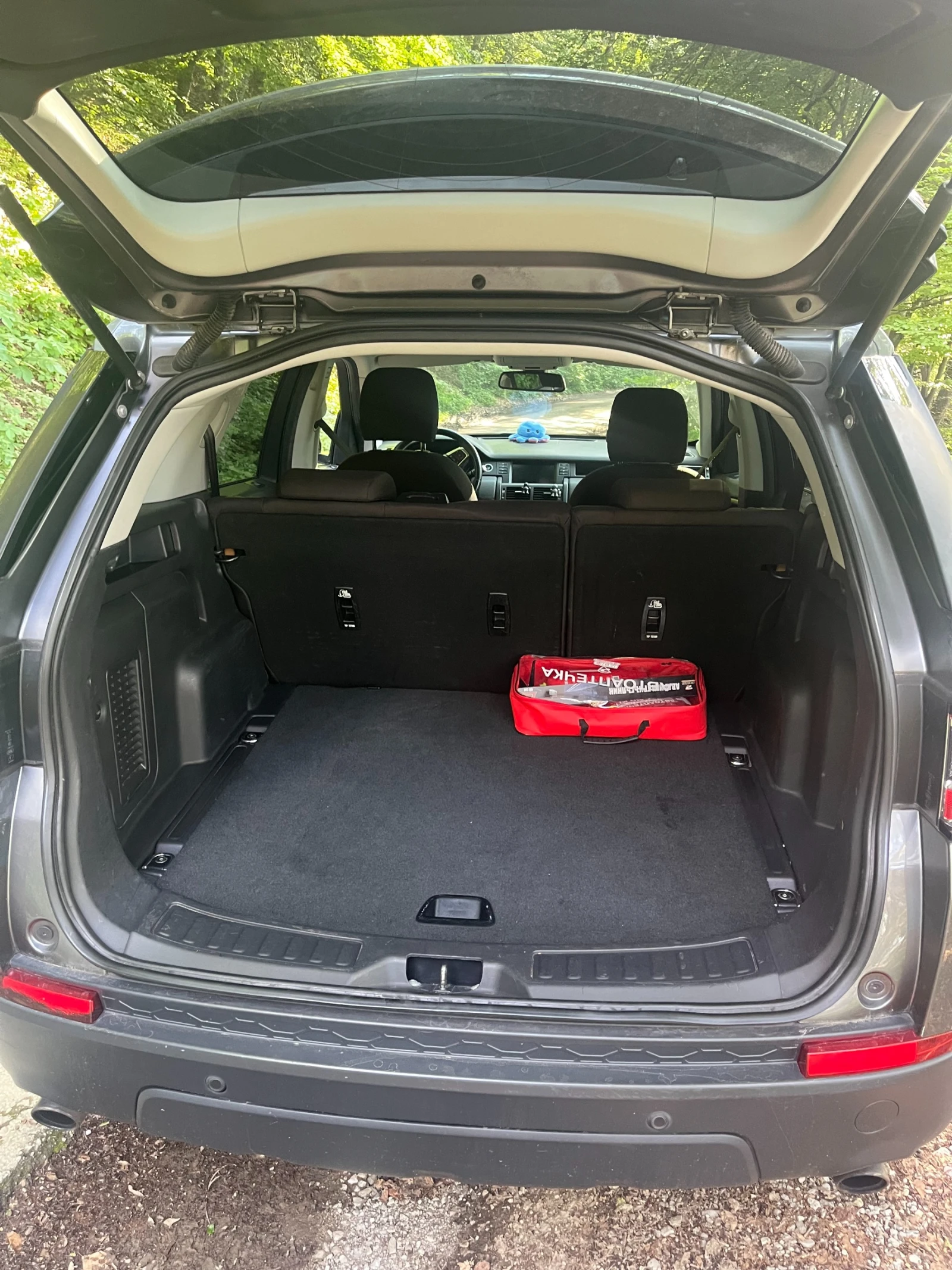 Land Rover Discovery Sport, снимка 6 - Автомобили и джипове - 54863158