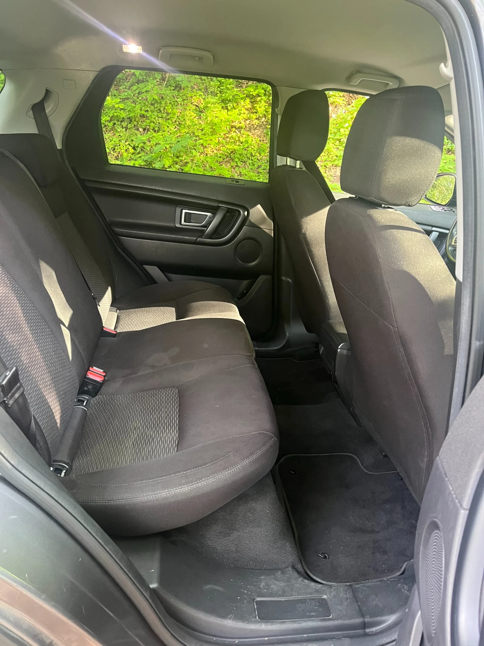 Land Rover Discovery Sport, снимка 5 - Автомобили и джипове - 54863158
