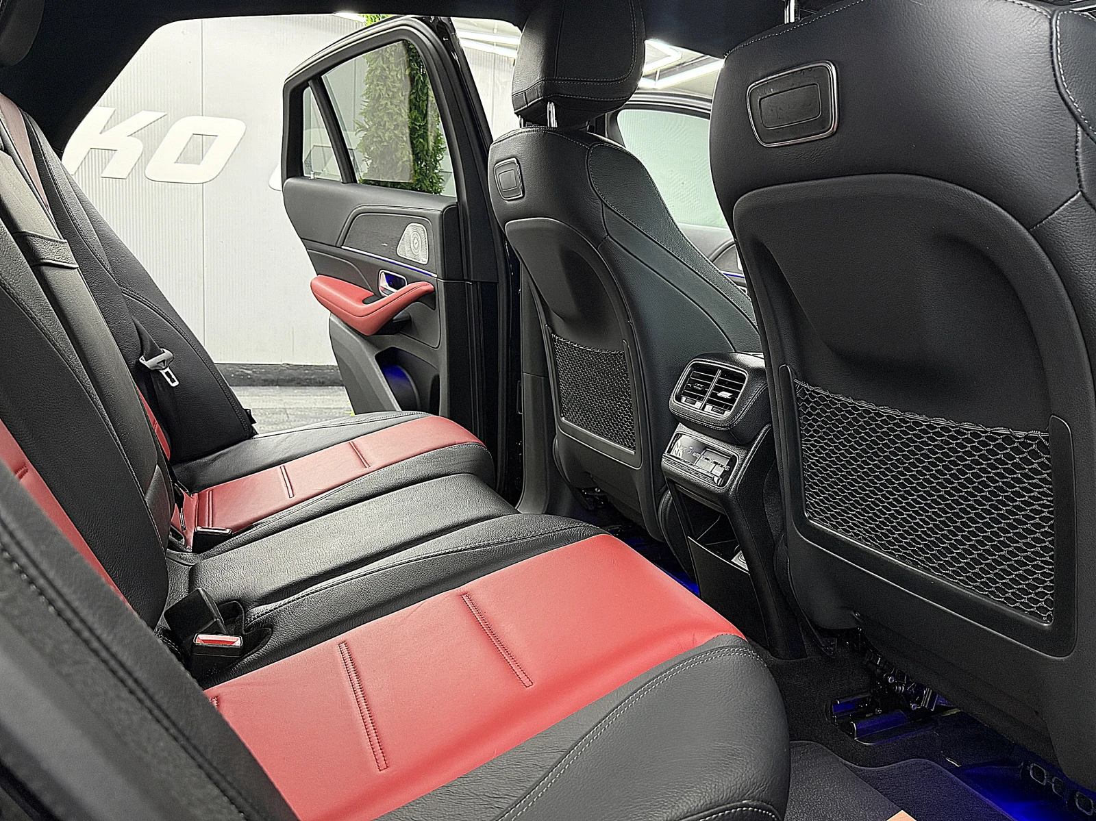 Mercedes-Benz GLE 350 KUPE/AMG-Line/panorama/360-k/ГЕРМАНИЯ ЛИЗИНГ, снимка 11 - Автомобили и джипове - 55261547