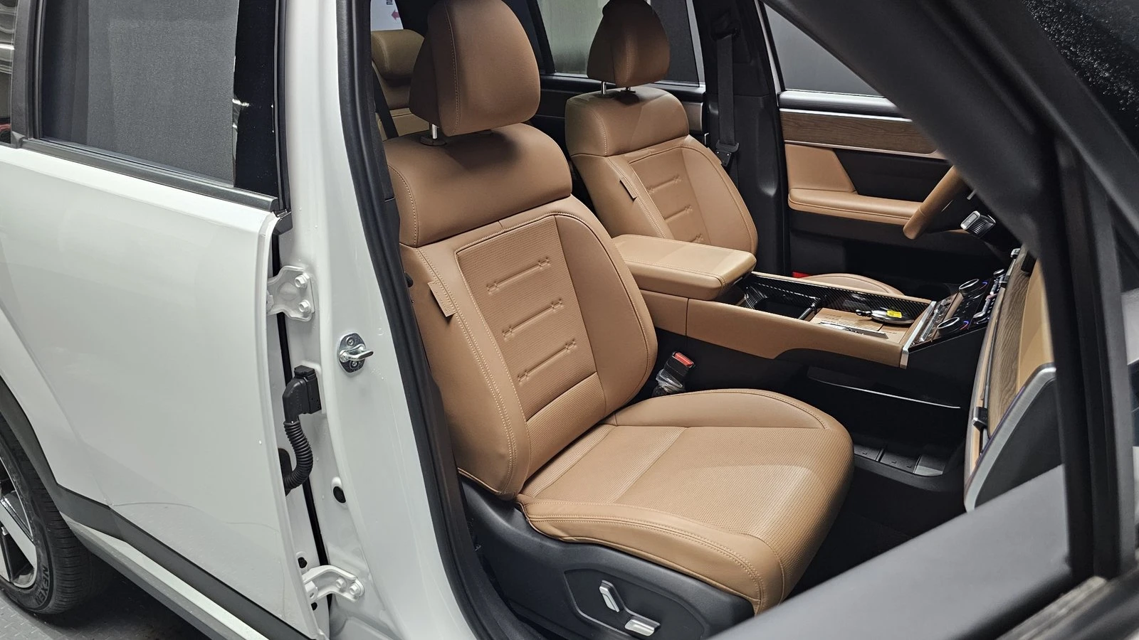 Hyundai Santa fe 2.5T Prestige* ЛЮК* HUD* 360* КРАЙНА ЦЕНА, снимка 11 - Автомобили и джипове - 55323652