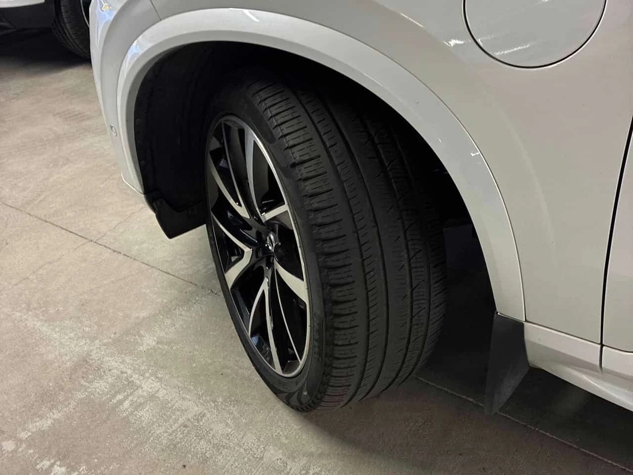 Volvo Xc90 * Inscription * CARFAX * ОПЦИЯ ЗА ФИНАНСИРАНЕ, снимка 7 - Автомобили и джипове - 55754549