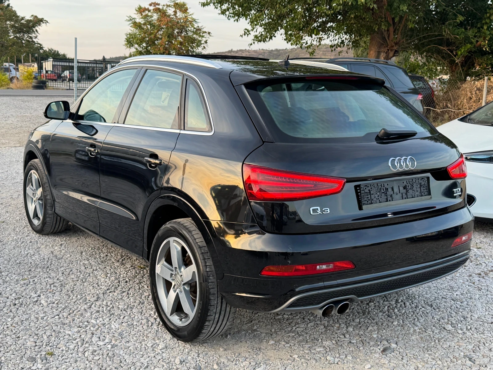 Audi Q3 S line / Quattro, снимка 6 - Автомобили и джипове - 56330568