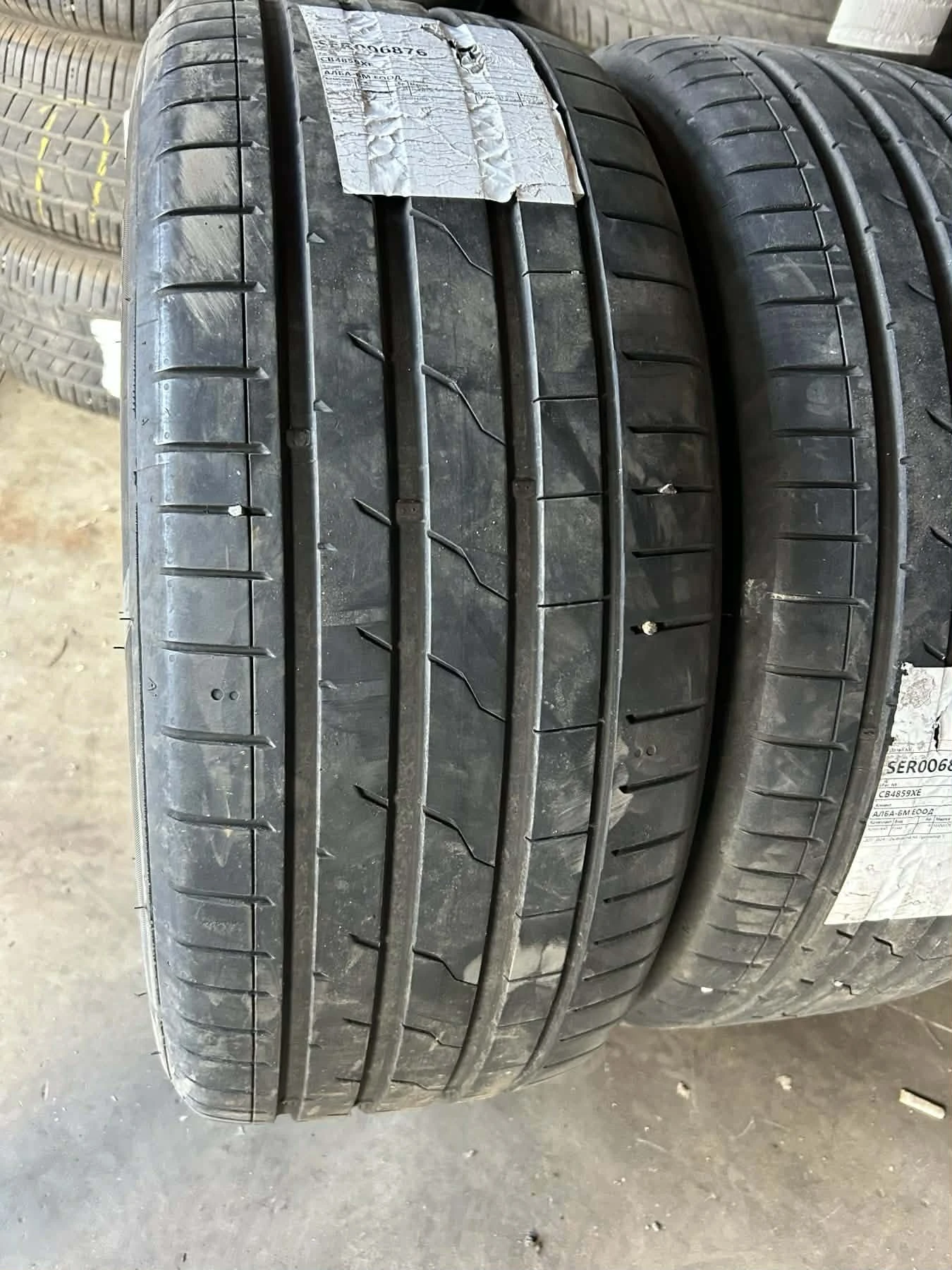 Гуми Летни 245/45R19, снимка 7 - Гуми и джанти - 54445599