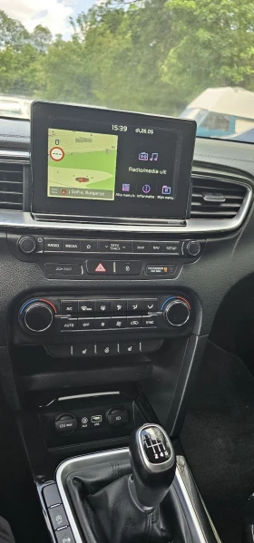 Kia Ceed 1.6CRDI Distronic Kamera Холандия , снимка 11