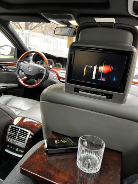 Mercedes-Benz S 500 L*4M*TV*DISTR*NIGHT*KEYLES*ПОДГРЕВ/ОБДУХ*МАСАЖ*, снимка 13