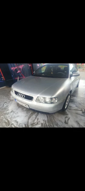 Audi A3 1.8  Газ-Бензин , снимка 13