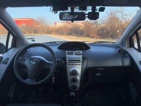 Toyota Yaris ОТ ПЪРВИ СОБСТВЕНИК / ЛЕТНИ И ЗИМНИ ГУМИ С ДЖАНТИ!, снимка 9