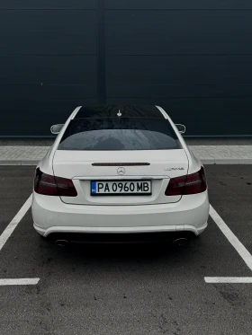 Обява за продажба на Mercedes-Benz E 350 Mercedes E350 coupe подгрев/обдухване/червена кожа ~19 999 лв. - изображение 6