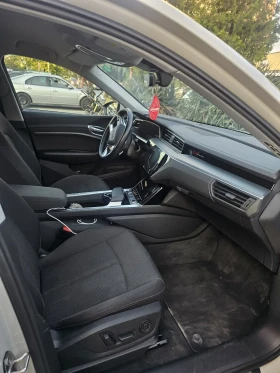 Audi E-Tron 50 quattro  | Mobile.bg    16