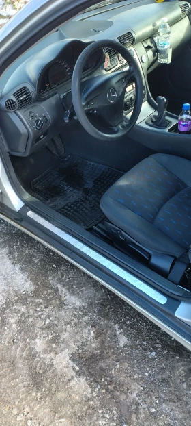 Mercedes-Benz C 220 - 900 € / 1760.25 лв. - 64894614 6