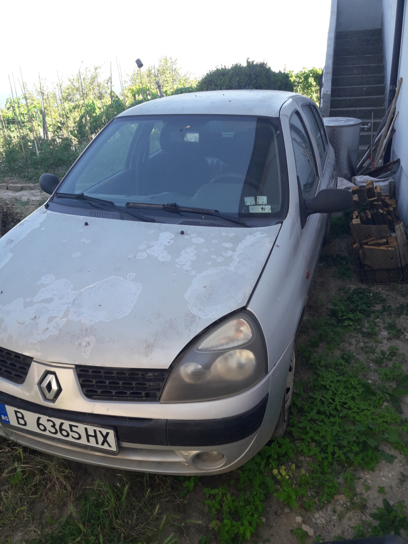 Renault Clio, снимка 1 - Автомобили и джипове - 46392310