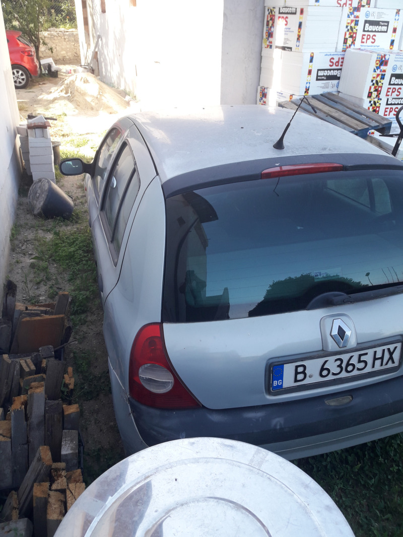 Renault Clio, снимка 4 - Автомобили и джипове - 46392310