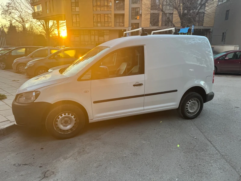 VW Caddy, снимка 5 - Автомобили и джипове - 49470573