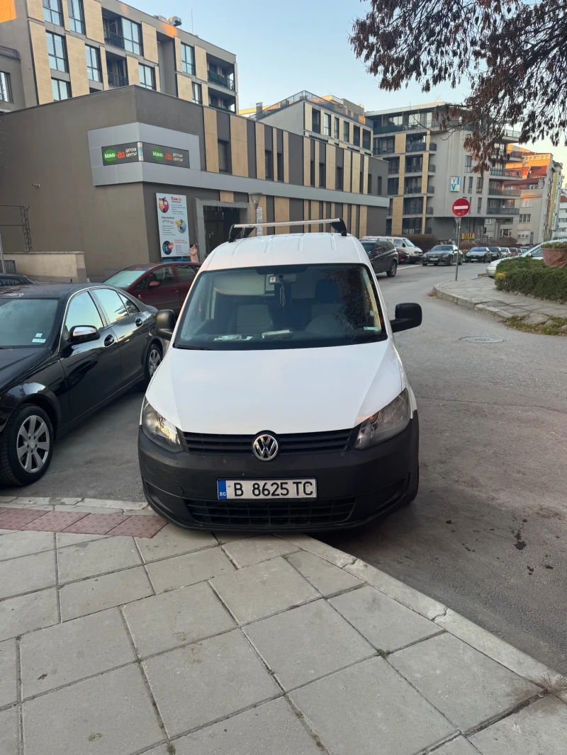 VW Caddy, снимка 2 - Автомобили и джипове - 49470573