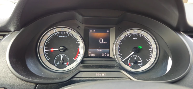 Skoda Octavia 94000км.2.0TDI 150K.C.АВТОМАТ 7ск., снимка 10 - Автомобили и джипове - 52125271