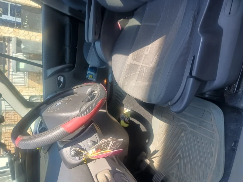 Renault Scenic 2, снимка 10 - Автомобили и джипове - 52691404