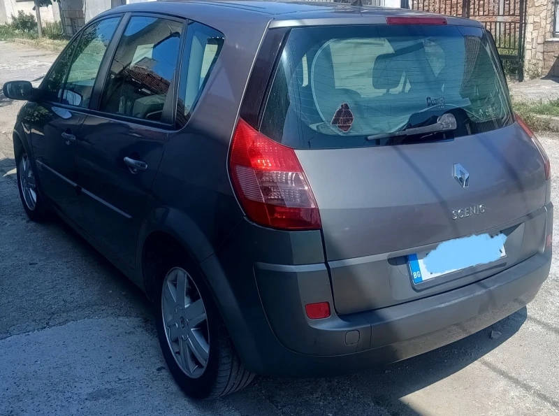 Renault Scenic 2, снимка 5 - Автомобили и джипове - 52691404