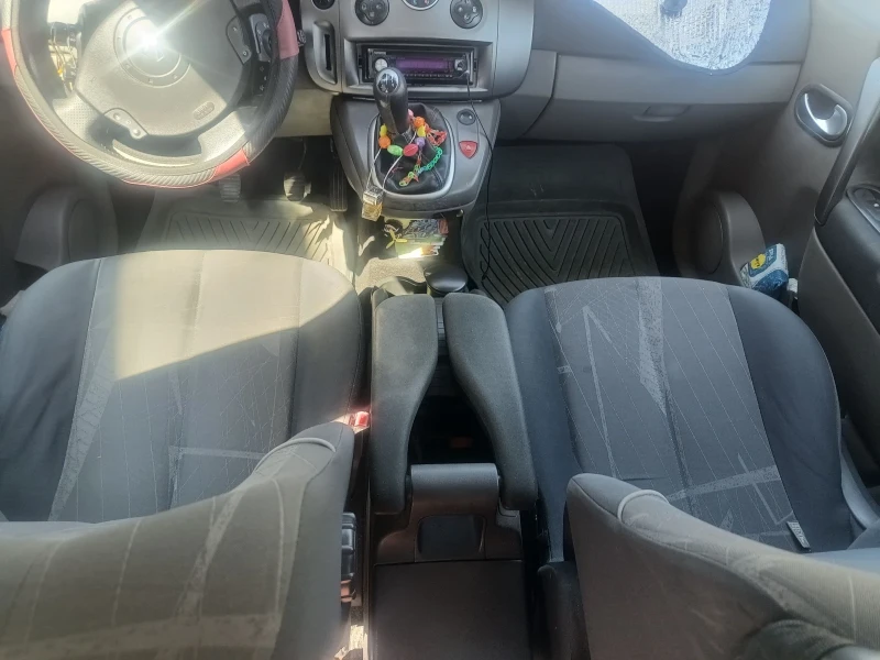 Renault Scenic 2, снимка 12 - Автомобили и джипове - 52691404