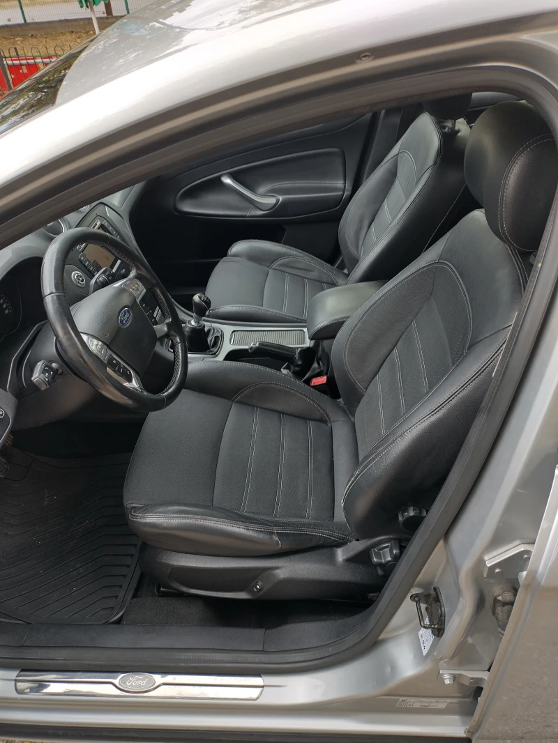 Ford Mondeo 2.0TDCI, снимка 3 - Автомобили и джипове - 52517876