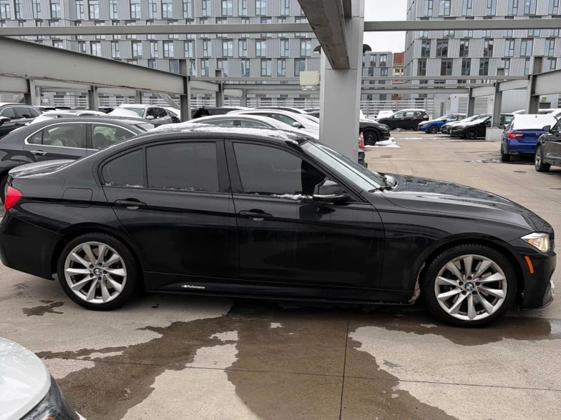 BMW 335 * xDrive * CARFAX * БЕЗ ПЪРВОНАЧАЛНА ВНОСКА, снимка 3 - Автомобили и джипове - 53136560