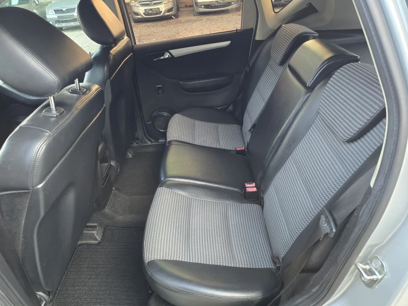 Mercedes-Benz A 150 1.5i AVANTGARDE ИТАЛИЯ , снимка 9 - Автомобили и джипове - 53503007