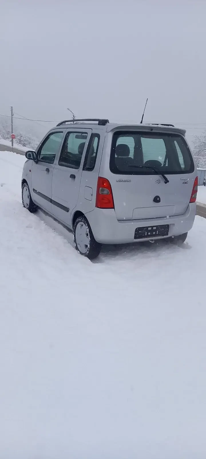 Suzuki Wagon r 4x4, снимка 2 - Автомобили и джипове - 48248851