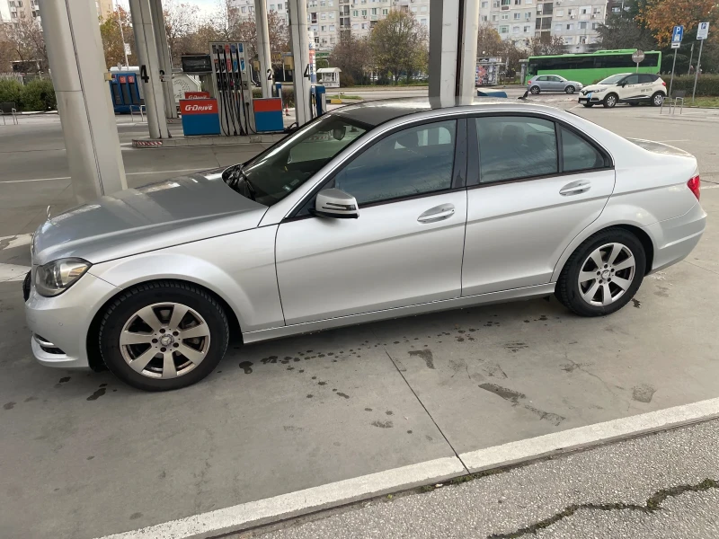 Mercedes-Benz C 200 Седан - 15500 лв. / 7925.02 € - 23372915 1