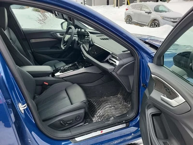 Audi A5  TECHNIK / 360 / DIS / B&O / AMBIENT / , снимка 3 - Автомобили и джипове - 53739872